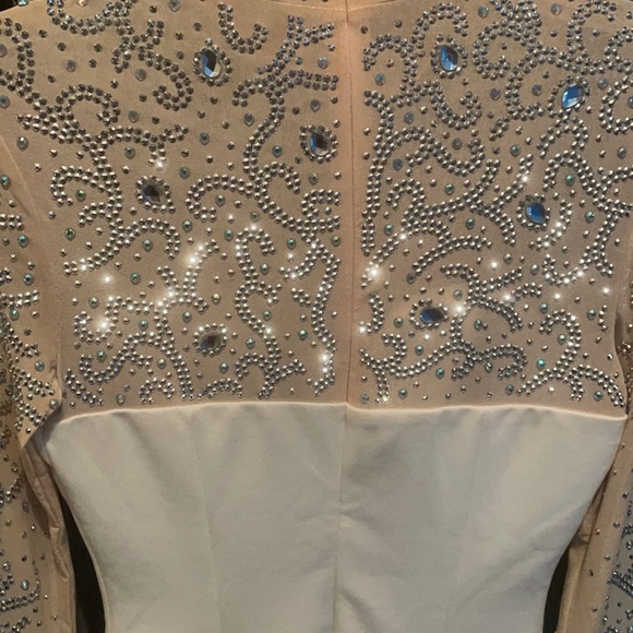 Beautiful studded mesh long sleeve dress. - Picture 1 of 6